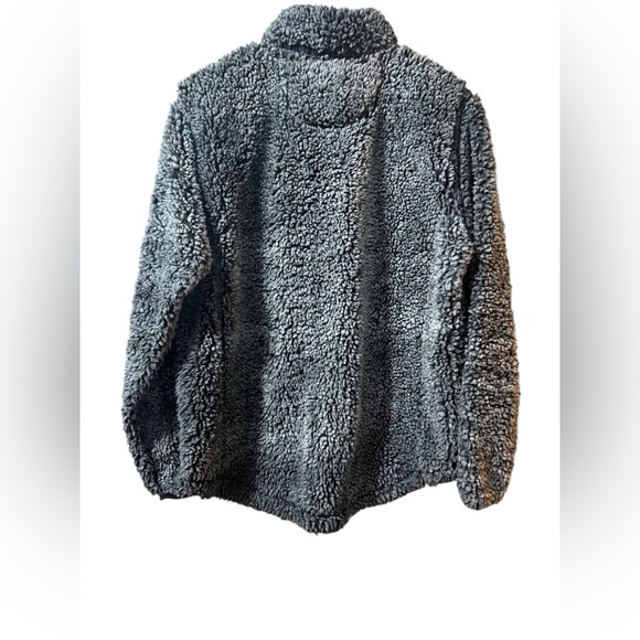 Simply Southern Heathered
Quarter Zip Sherpa Pullover in Phantom Grey Size Small - Picture 2 of 13